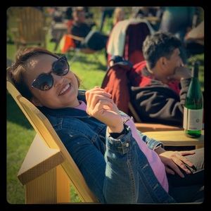 Meet your posher, Mariel!